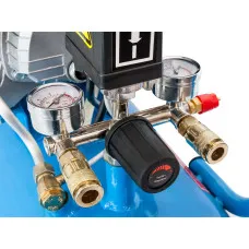 Компресор поршневий Airpress HL 425-50. 425 л/хв. 2.2 кВт Компресор поршневий Airpress HL 425-50. 425 л/хв. 2.2 кВт